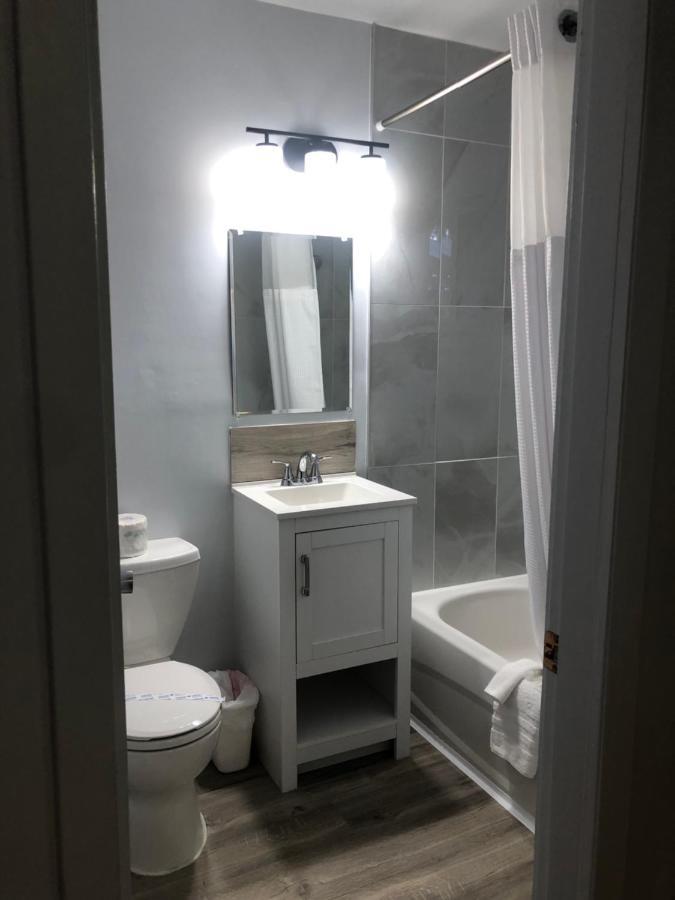 Bavarian Orchard Motel เครสตัน ภายนอก รูปภาพ